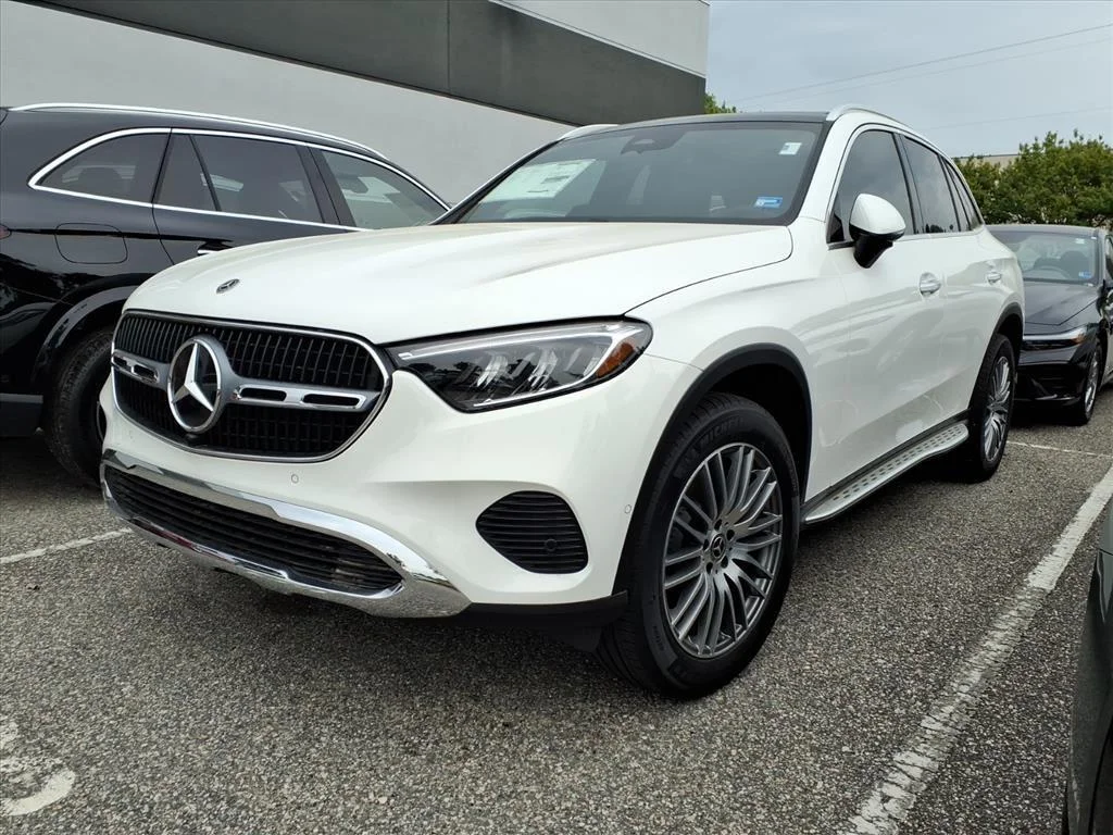 New 2026 WHITE Mercedes-Benz GLC 300 image 25