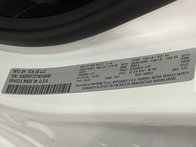 New 2026 Bright White Clear-Coat Exterior Paint RAM Big Horn/Lone Star image 45