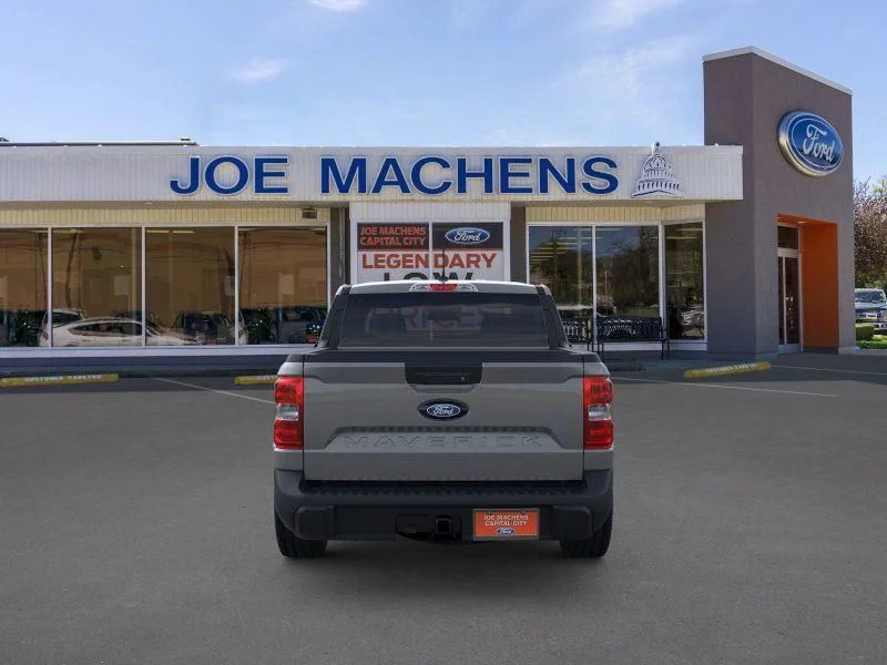 New 2026 Carbonized Gray Metallic Ford XLT image 7