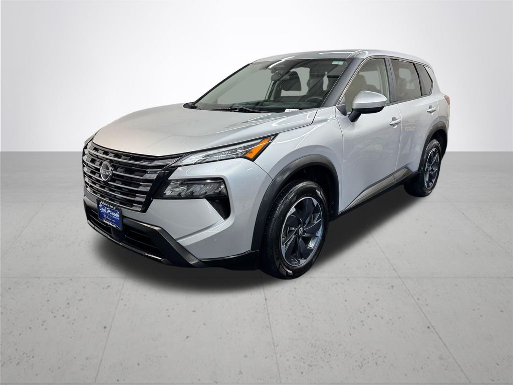 Used 2024 Silver Nissan SV image 2