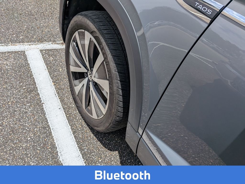 Used 2024 Gray Volkswagen 1.5T SE image 6