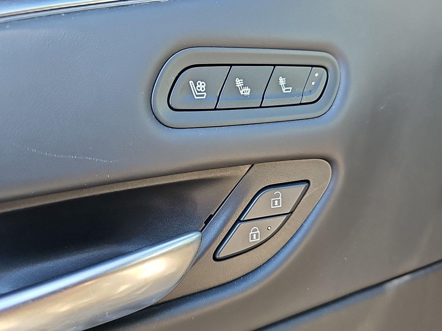 Used 2023 Black Raven Cadillac Sport Platinum image 14