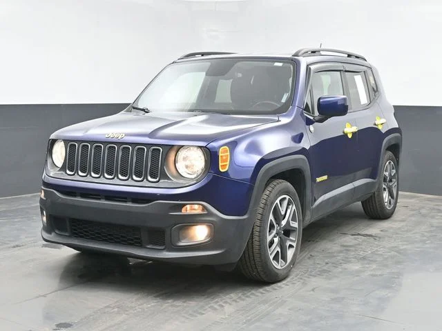 Used 2017 Blue Jeep Latitude image 5