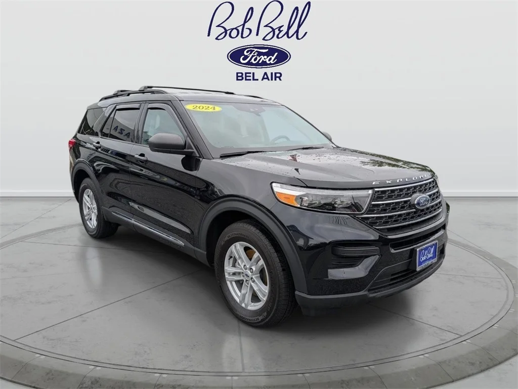 2024 Ford Explorer XLT 4WD's photo