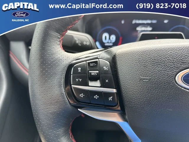 Used 2025 Gray Ford ST-Line image 21
