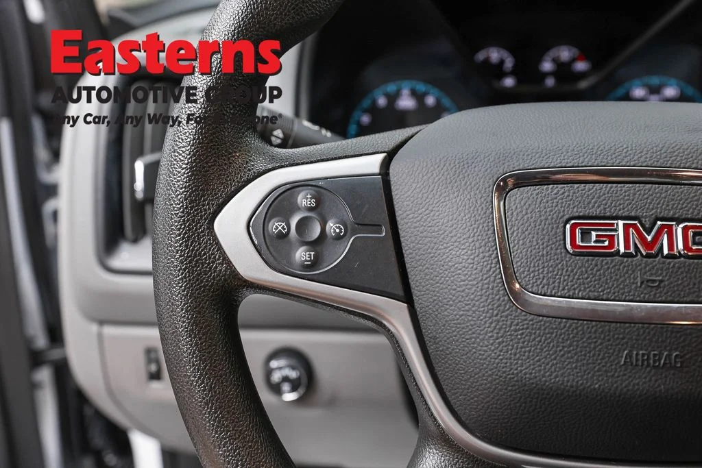 Used 2022 White GMC Elevation Standard image 15