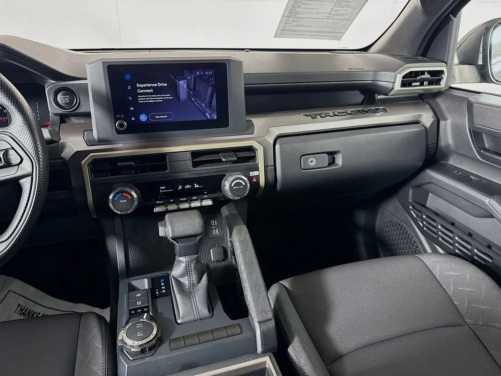 2025 Toyota Tacoma SR5 - Photo 27
