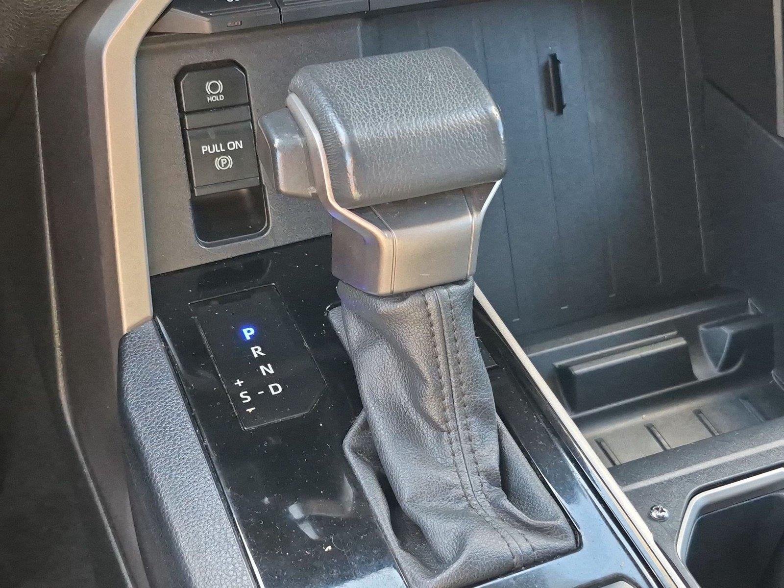 Used 2022  Toyota SR5 image 28