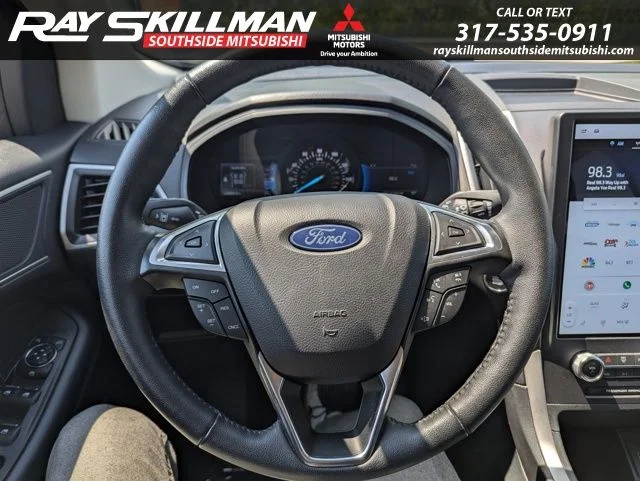 Used 2017 Blue Ford SE image 23