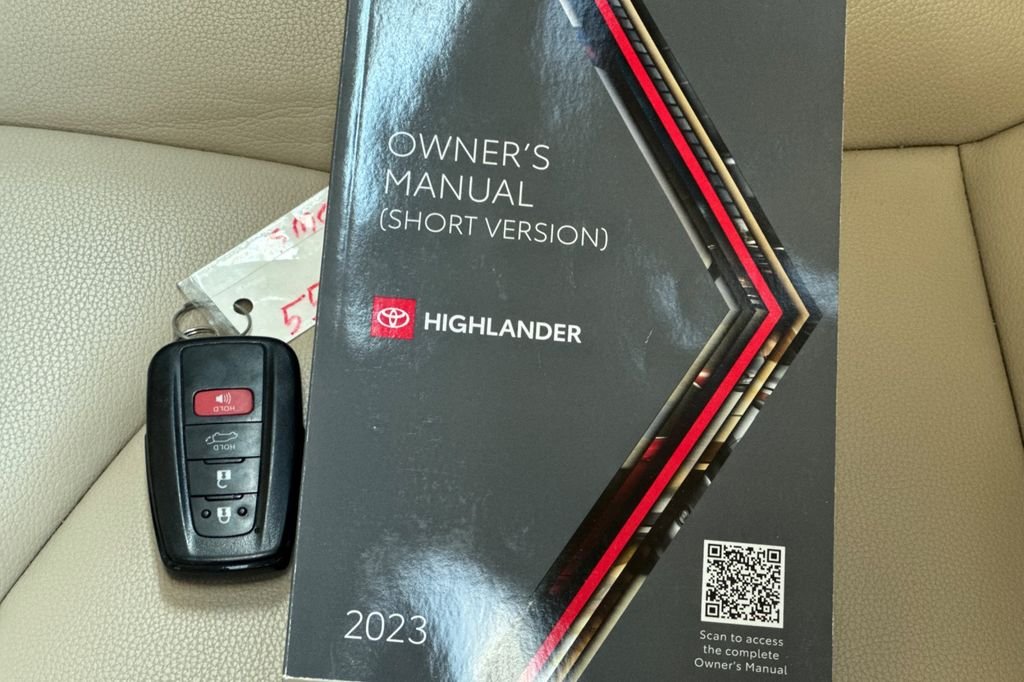 Used 2023 Black Toyota XLE image 10