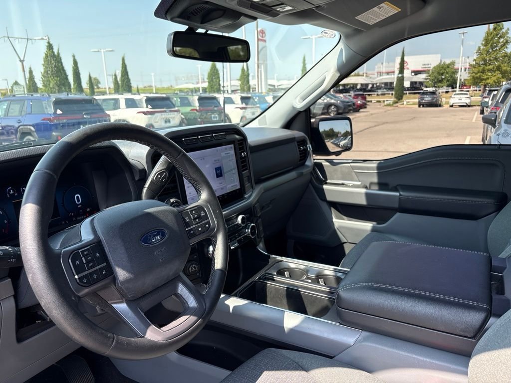 Used 2024 White Ford XLT image 4