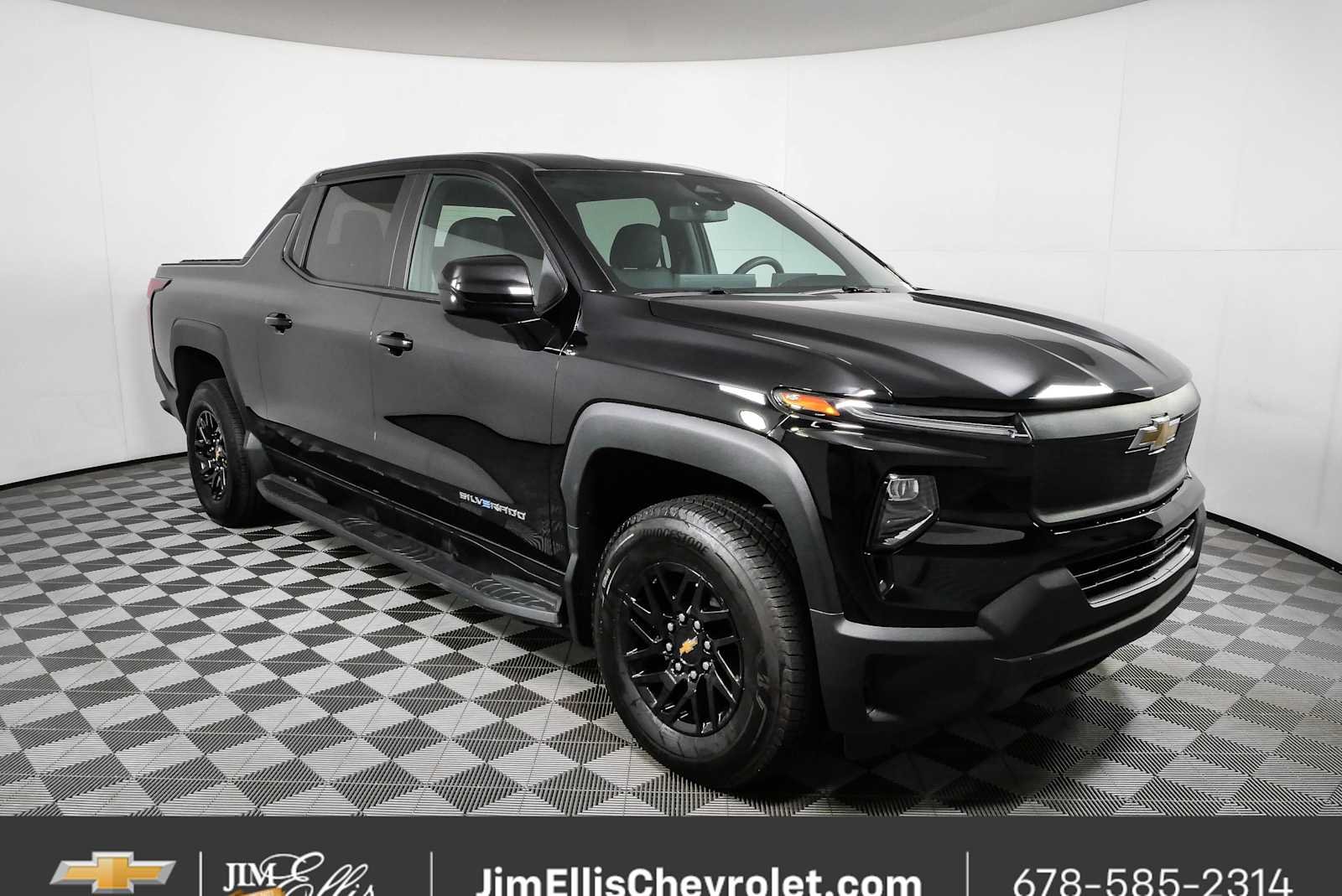 2024 Chevrolet Silverado EV Work Truck 3WT's photo