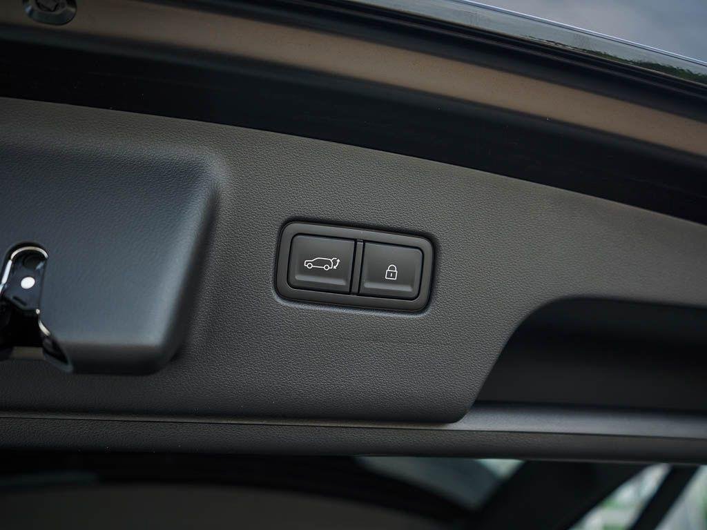 New 2026 Abyss Black Pearl Hyundai SEL Premium 7P AWD image 35