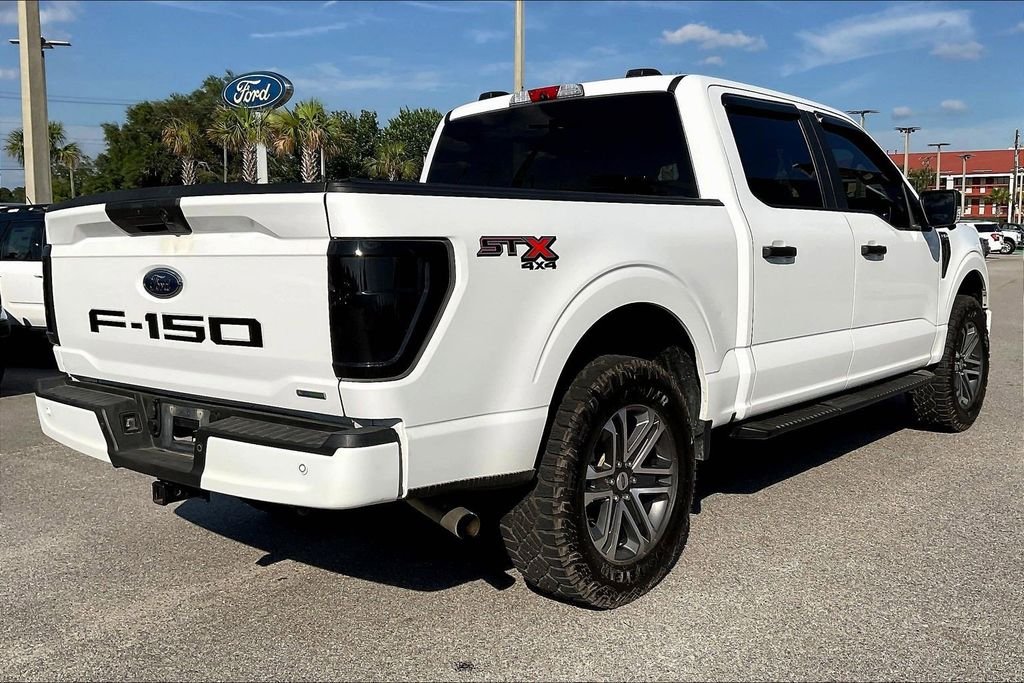 Used 2021 White Ford XL image 6
