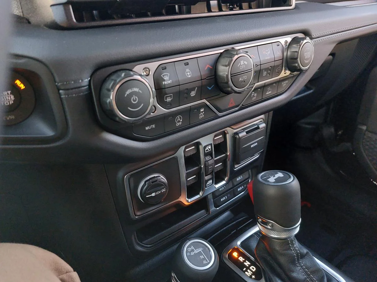 New 2026 Black Jeep Sahara 4 Door 4x4 image 18