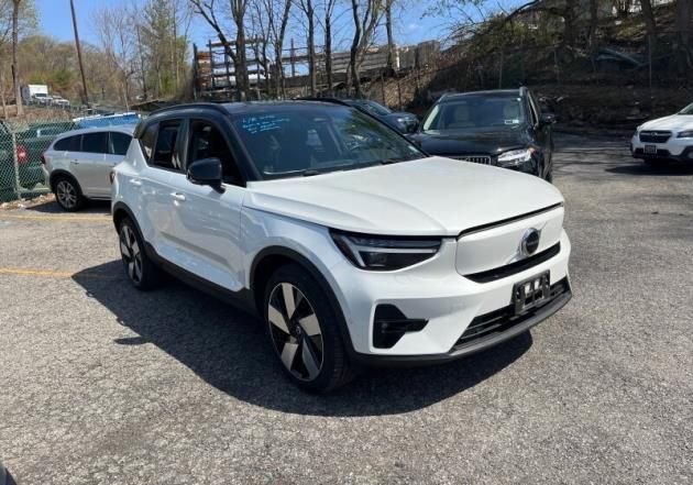 2023 Volvo XC40 P8 Recharge Ultimate AWD's photo