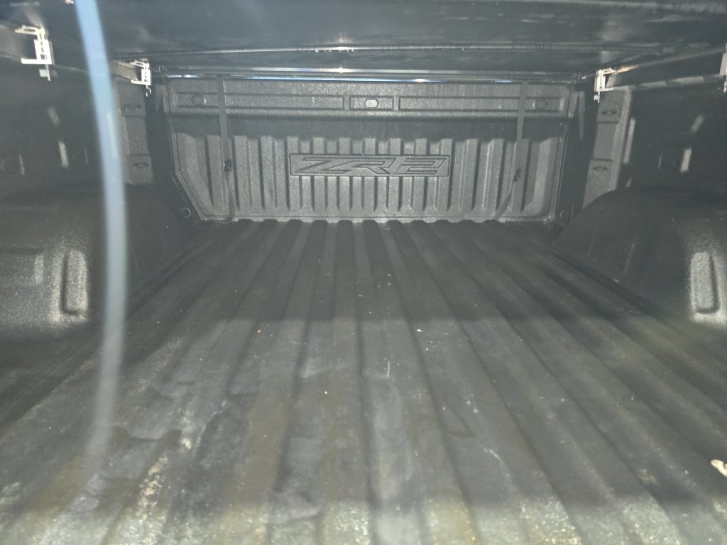 Used 2023 Blue Chevrolet ZR2 image 9