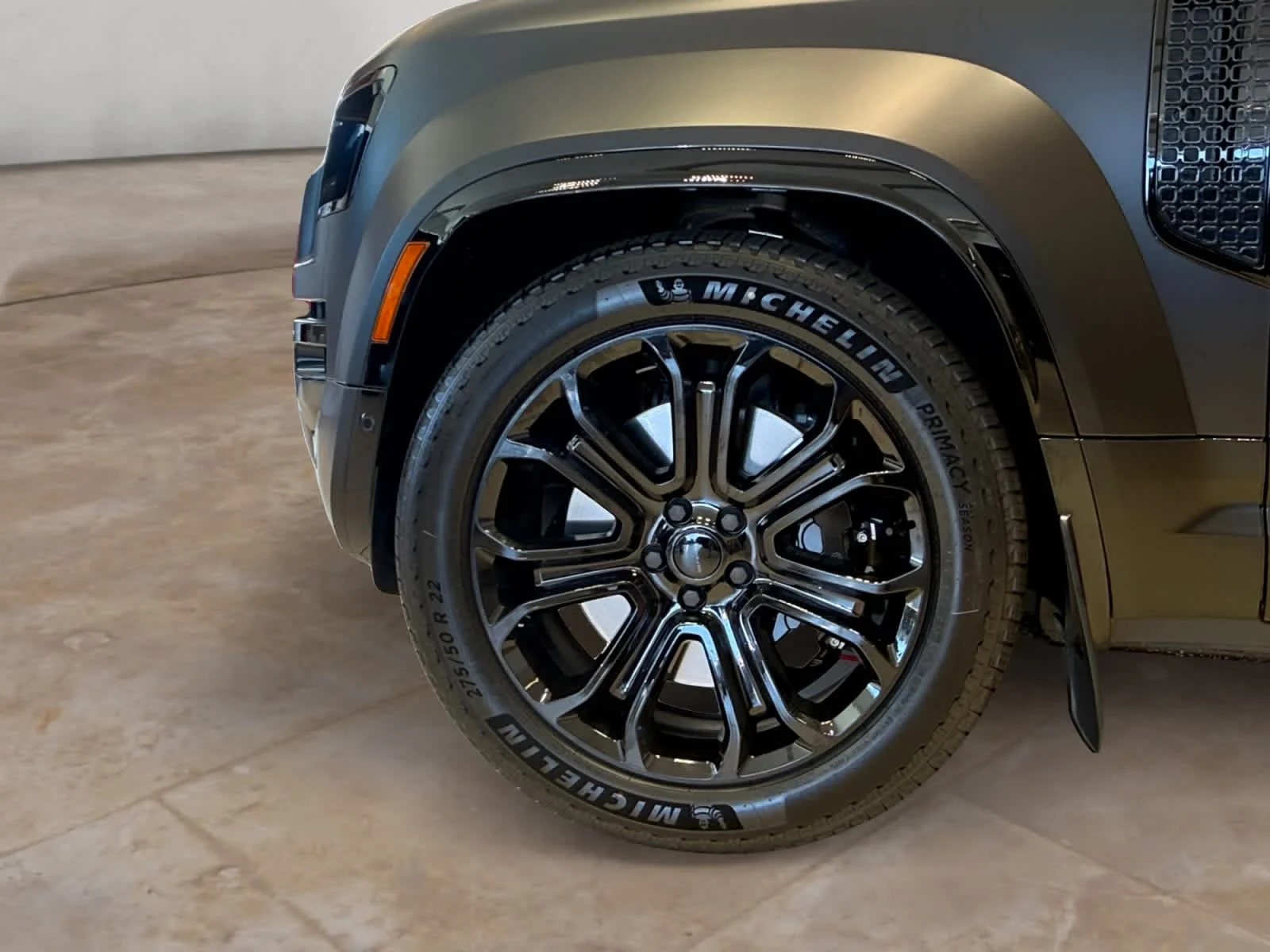 New 2026 Narvik Black Land Rover OCTA Black image 14