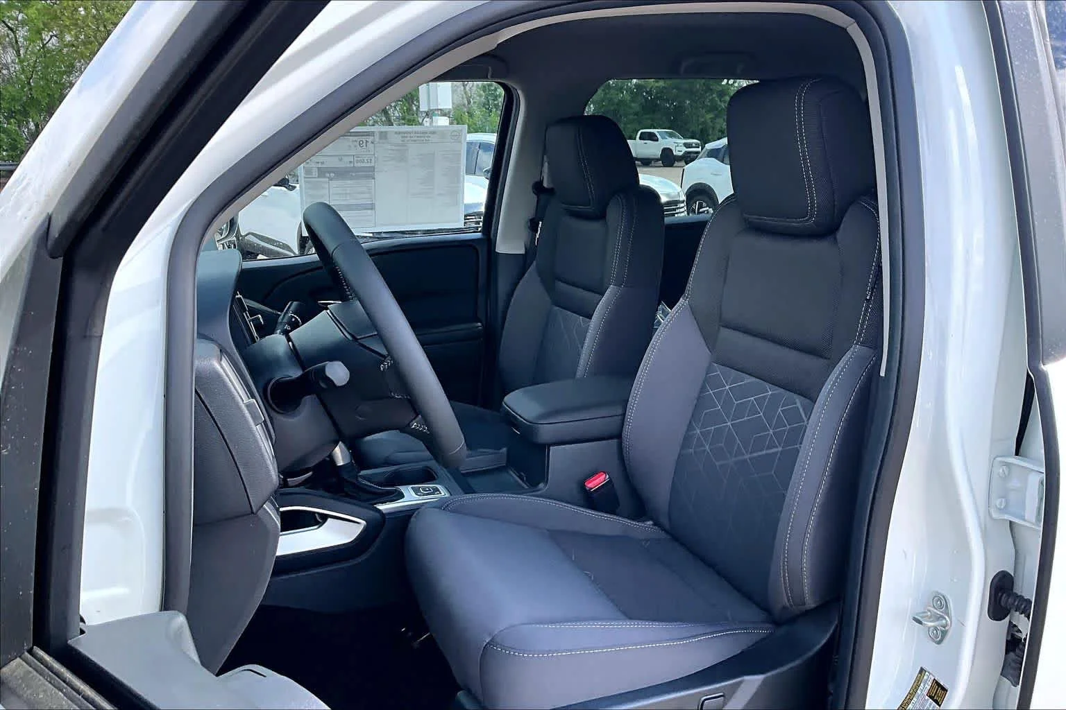 New 2026 Glacier White Nissan SV image 17