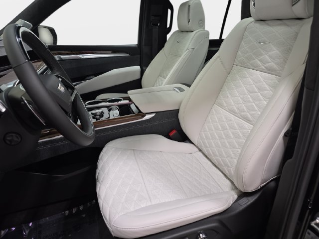 2026 Cadillac Escalade Platinum Sport - Photo 11