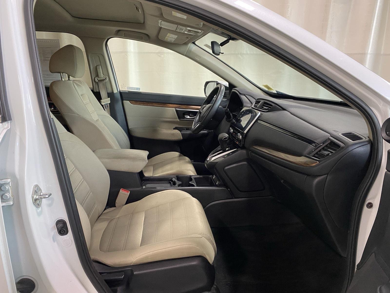 Used 2021 Platinum White Pearl Honda EX image 11