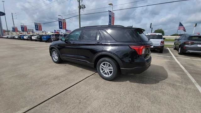 New 2026 Agate Black Metallic Ford Active image 7