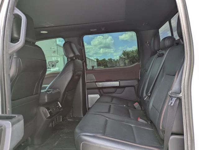Used 2021 Oxford White Ford Lariat image 12