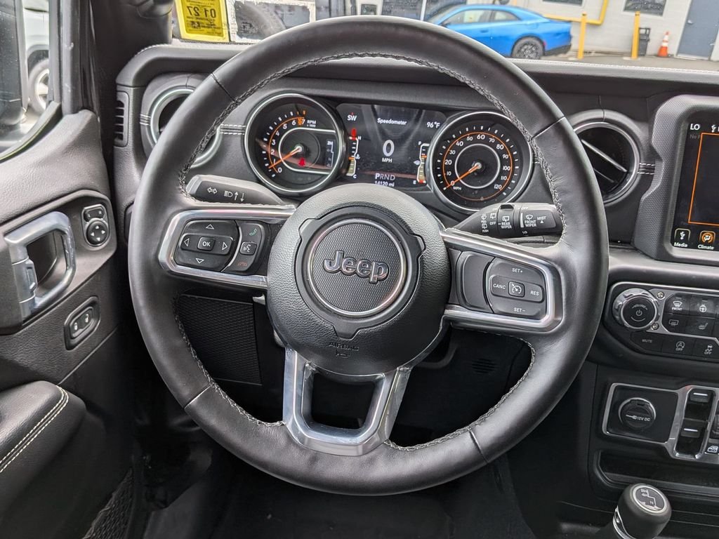 Used 2022 Black Jeep Unlimited Sahara image 14