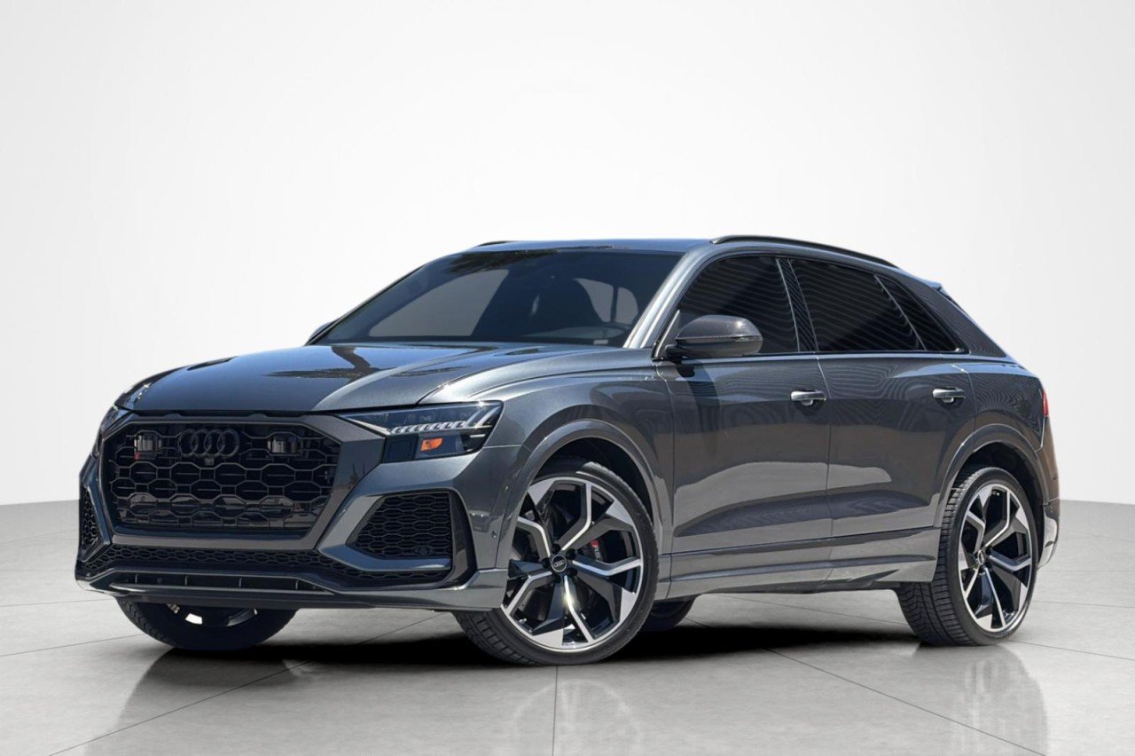 2023 Audi RS Q8 -'s photo