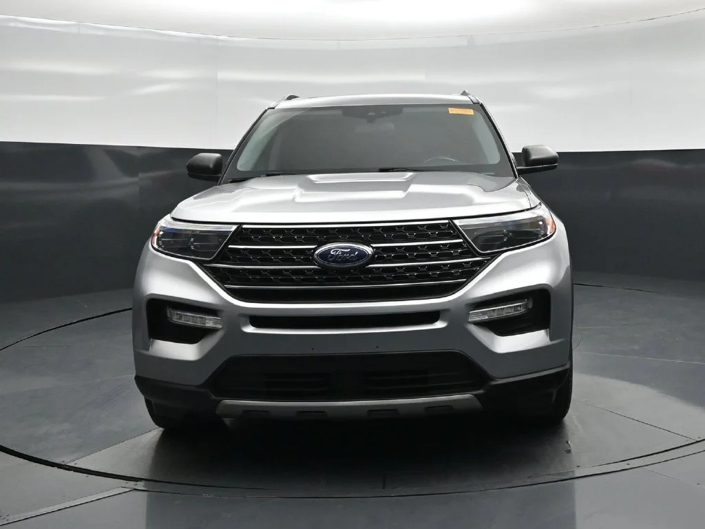Used 2021 Silver Ford XLT image 19