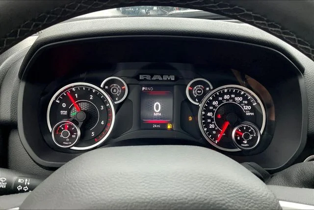 2025 RAM 2500 Big Horn - Photo 16