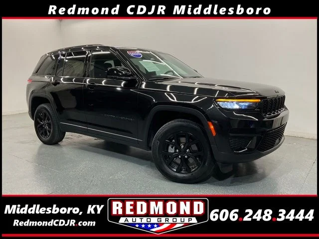 2025 Jeep Grand Cherokee Altitude 4x4's photo