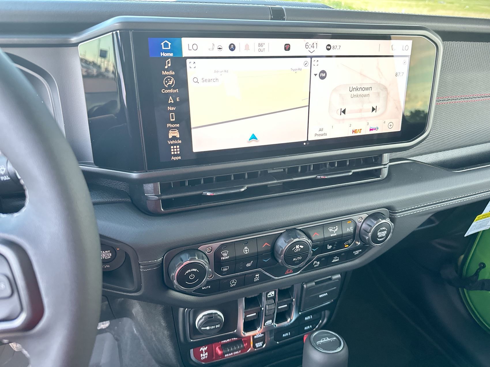 2025 Jeep Gladiator Rubicon - Photo 12
