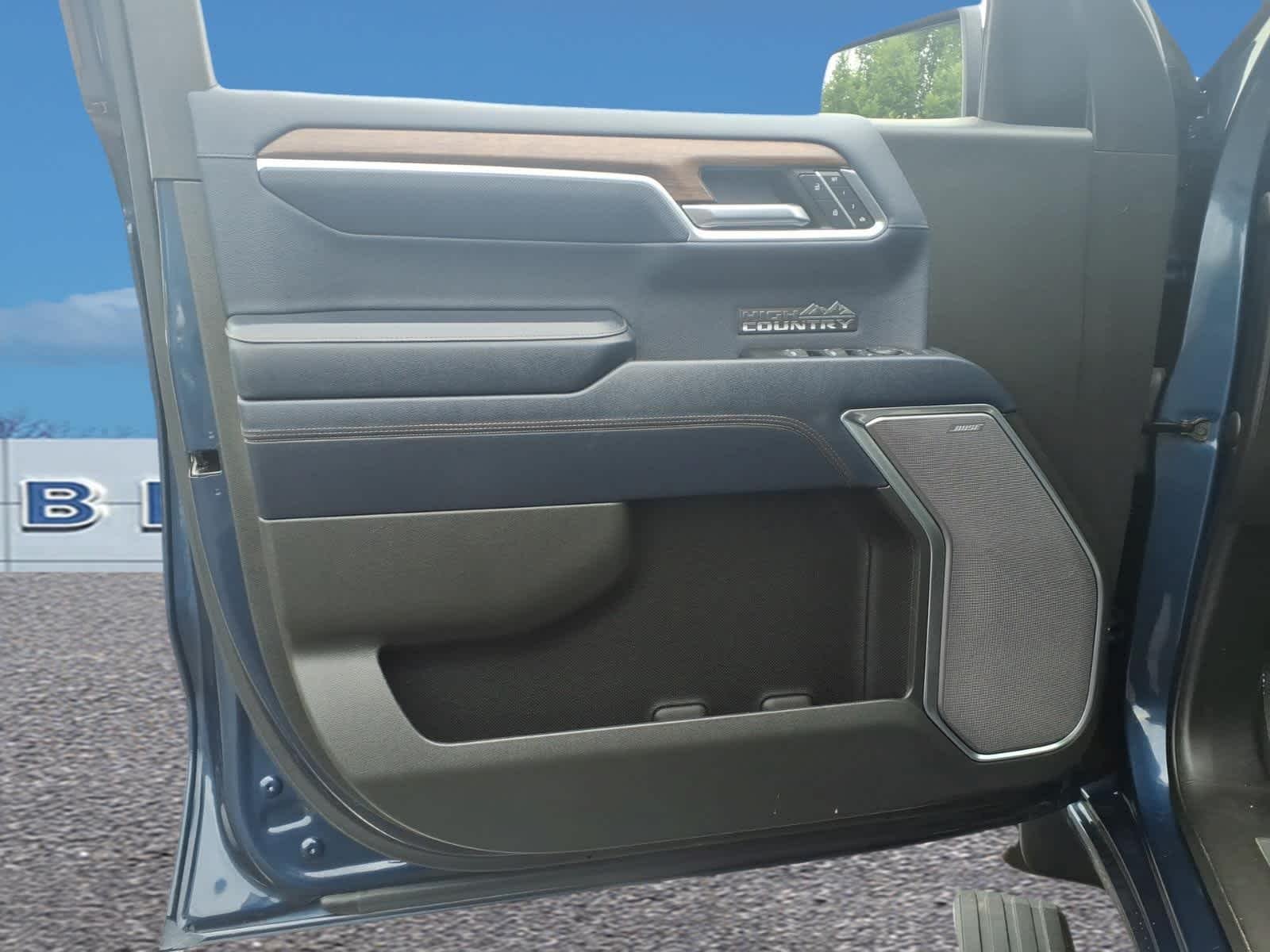Used 2023 Northsky Blue Metallic Chevrolet High Country image 11