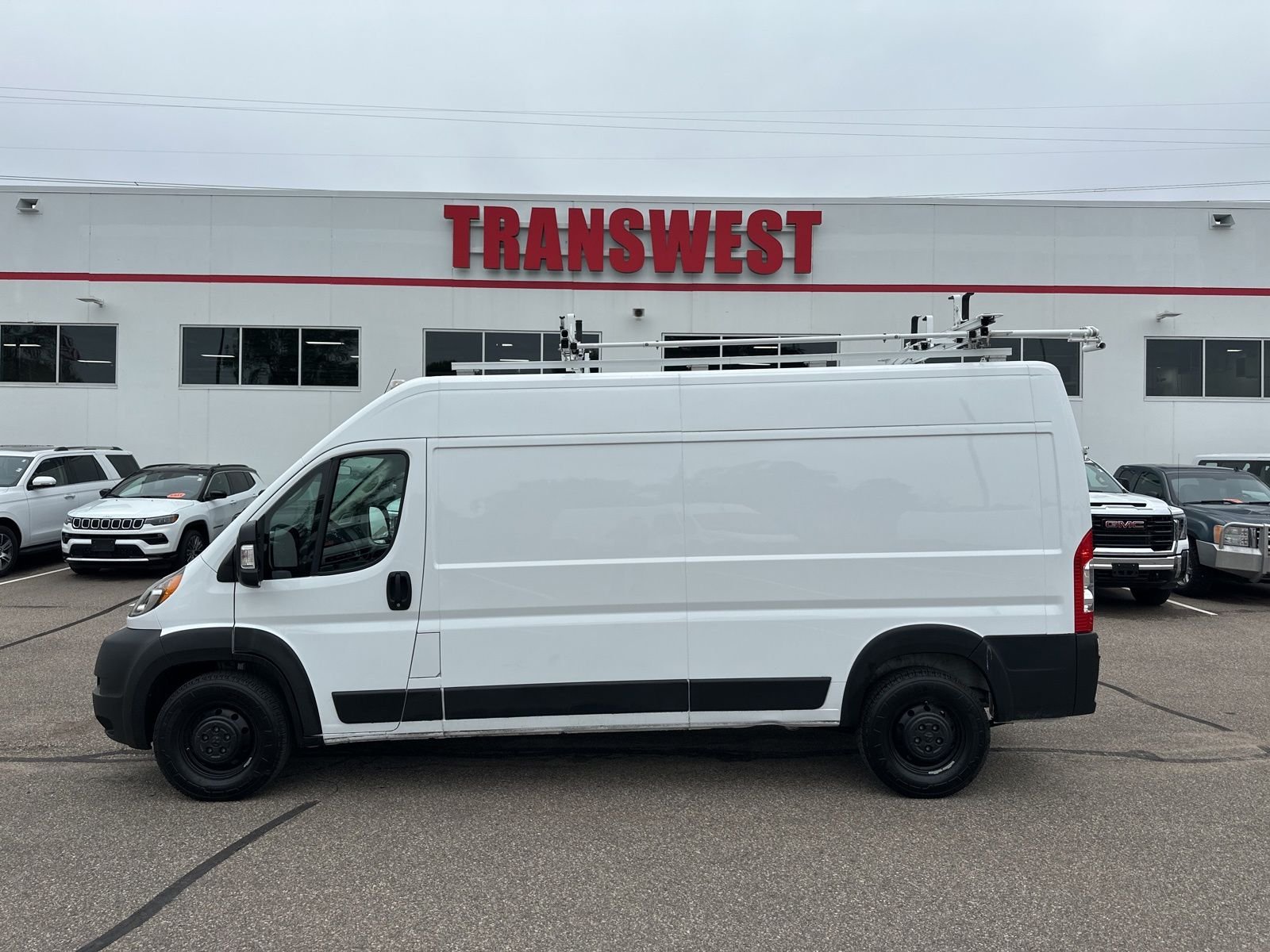 Used 2021 RAM ProMaster Cargo Van Base with VIN 3C6LRVDG9ME575418 for sale in Minneapolis, Minnesota