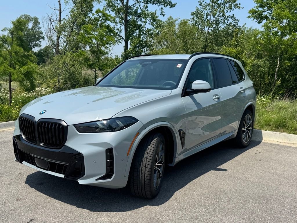 Used 2026 Brooklyn Grey Metallic BMW xDrive40i image 3