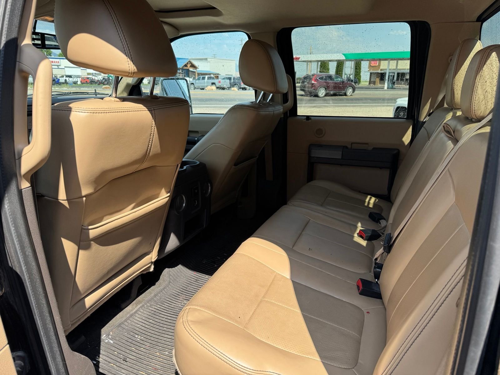 Used 2011  Ford Lariat image 10