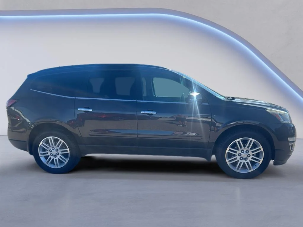 Used 2015 Tungsten Metallic Chevrolet LT image 5