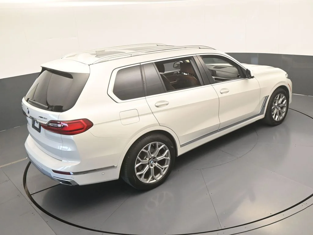 Used 2020 Mineral White Metallic BMW xDrive40i image 61