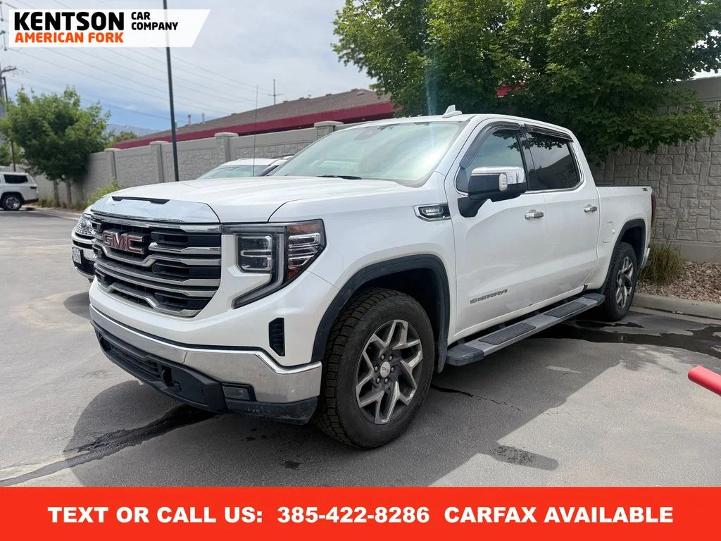 Used 2022 White GMC SLT image 1