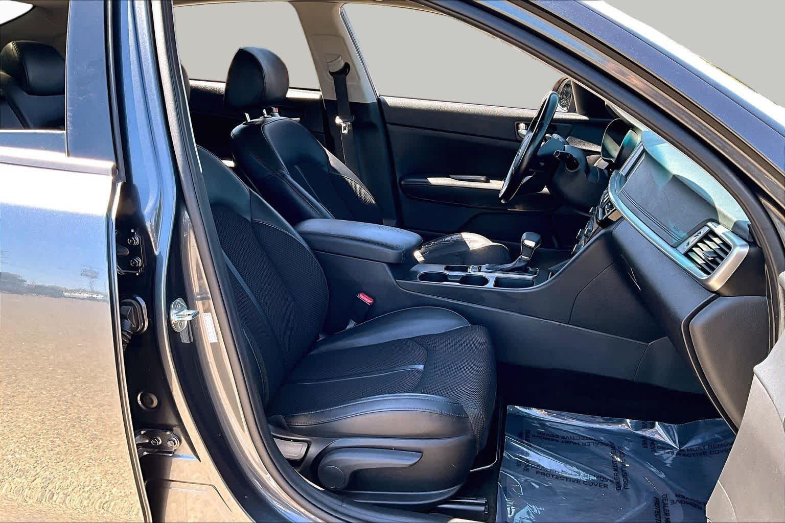 Pre-Owned 2020 Kia Optima S