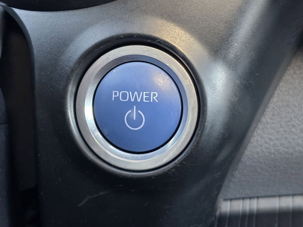 Used 2024 Pearl Toyota XSE image 13