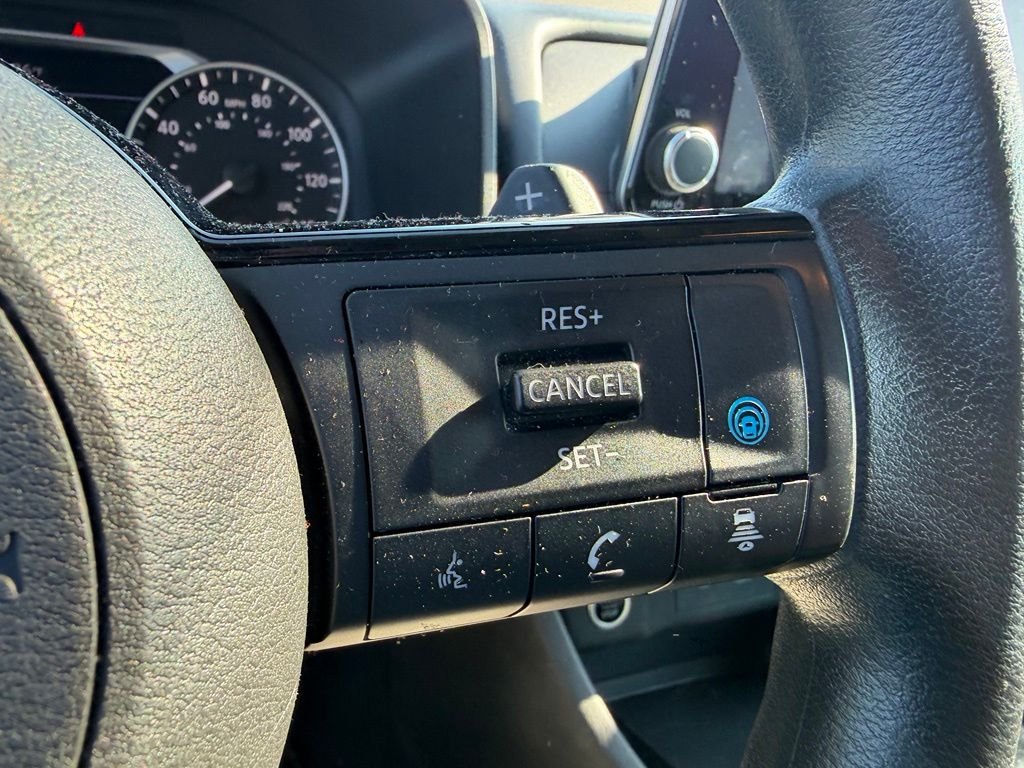 Used 2023 Gray Nissan SV image 18