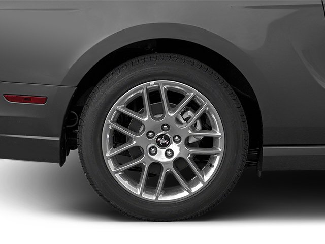 Used 2014 Black Ford V6 Premium image 11