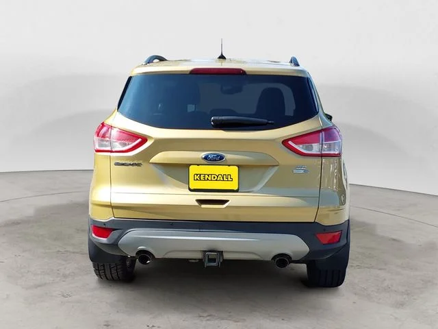 Used 2015 Gold Ford SE image 6