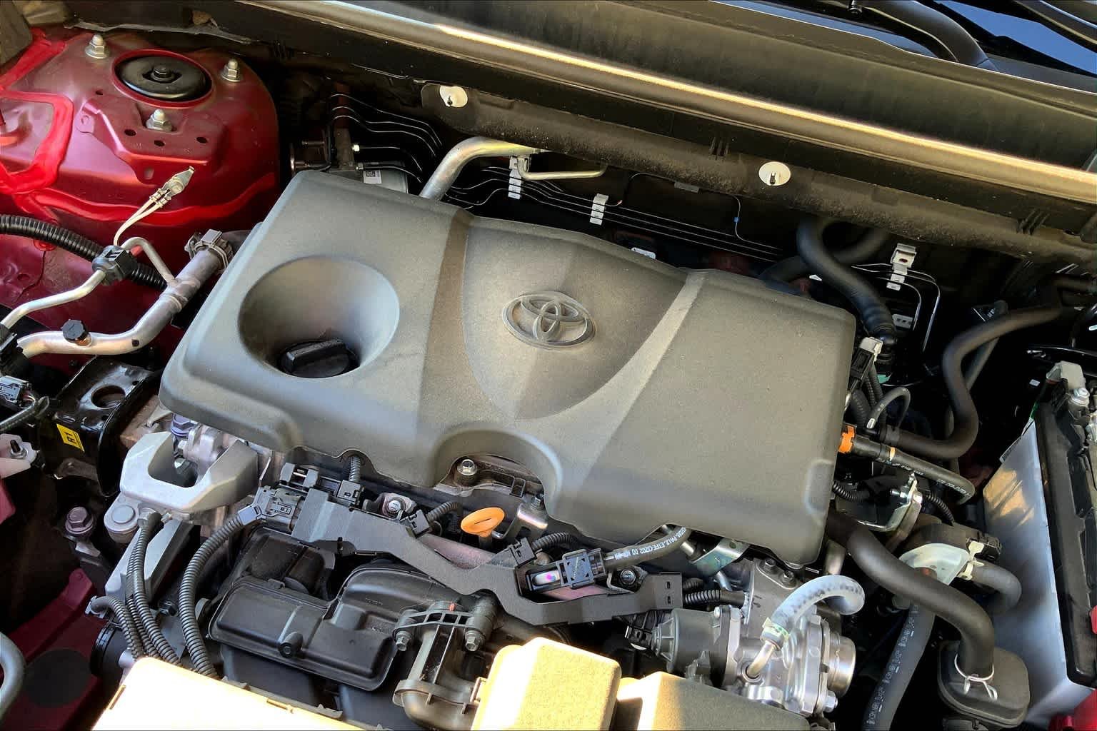 Used 2024 Ruby Flare Pearl Toyota XLE image 31