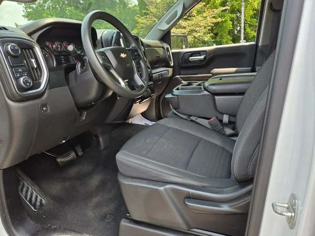 Used 2020 White Chevrolet LT image 10