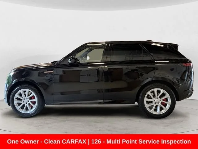 Used 2023 Black Land Rover SE Dynamic image 2