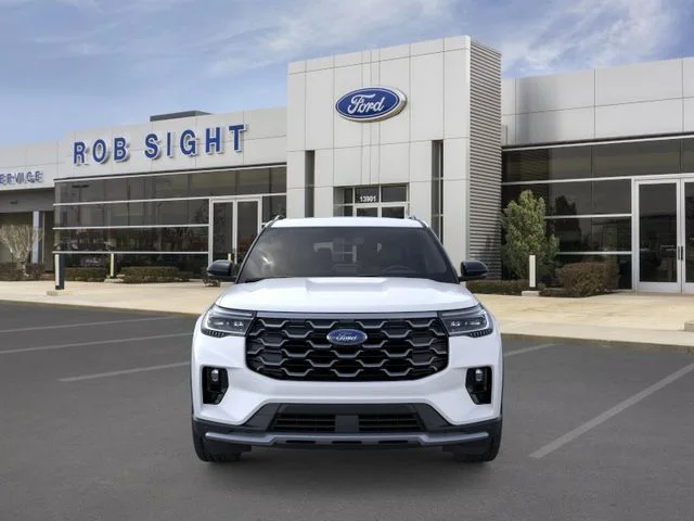 New 2026 Star White Metallic Tri-Coat Ford Platinum™ image 6