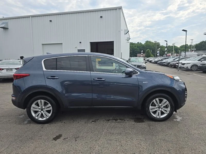 Used 2019 Blue Kia LX image 9